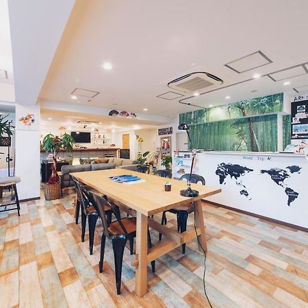 Ark Guest House Namba Osaka Buitenkant foto