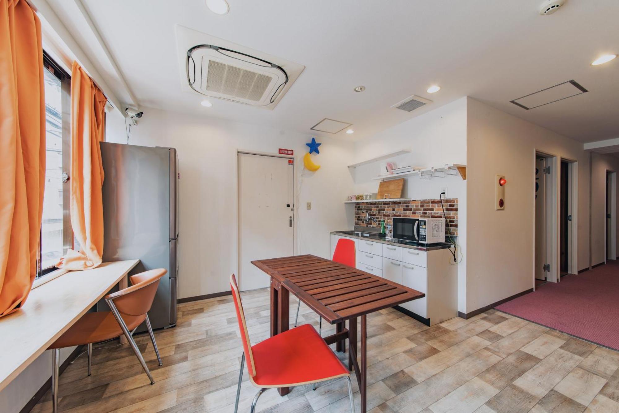 Ark Guest House Namba Osaka Buitenkant foto
