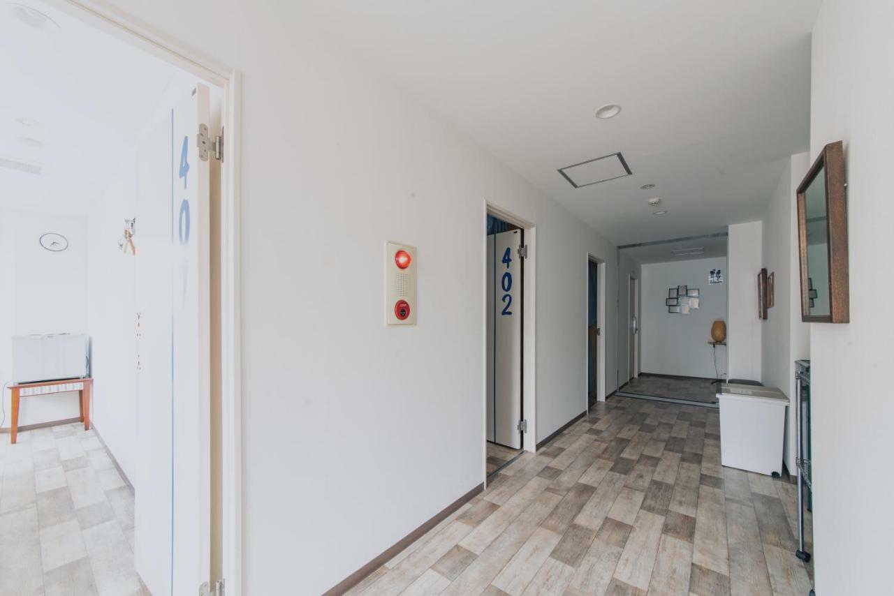 Ark Guest House Namba Osaka Buitenkant foto