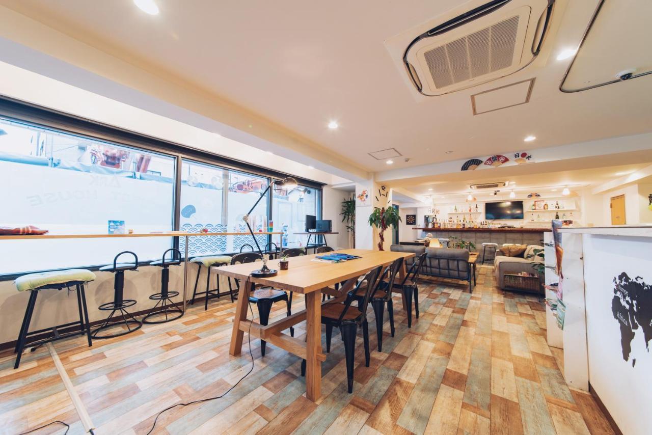 Ark Guest House Namba Osaka Buitenkant foto